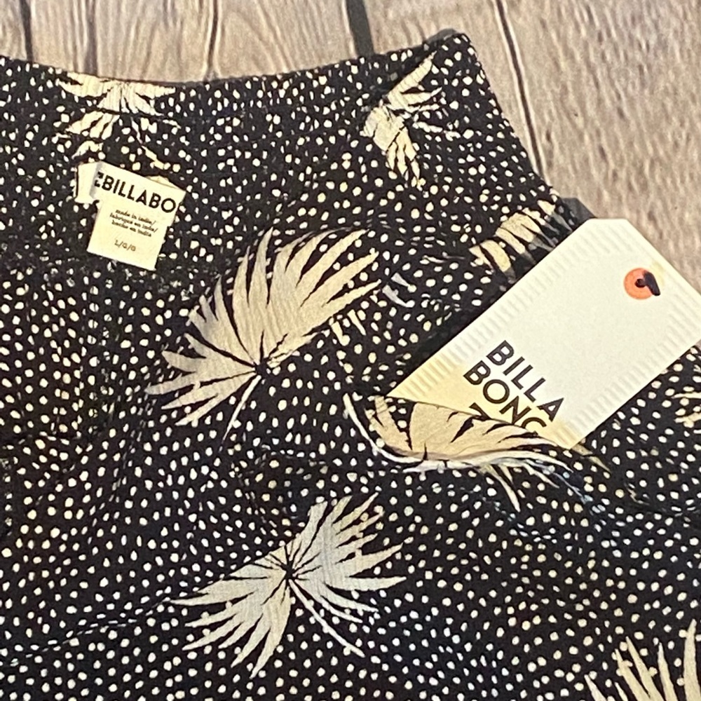 NWT Billabong Pants L - Picture 2 of 4